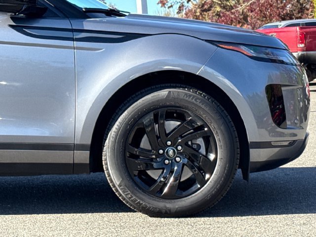 Used 2024 Land Rover Range Rover Evoque S AWD/4WD image 8