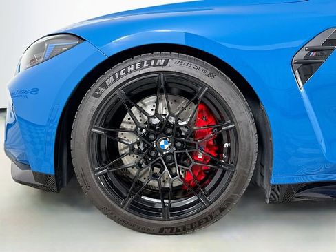 Used 2025 BMW M3 Individual w/ M Carbon Exterior Package image 32