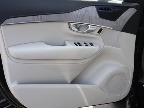 Certified 2024 Volvo XC90 B6 Ultimate image 50