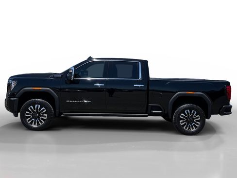 Used 2024 GMC Sierra 2500 Denali Ultimate w/ Max Trailering Package AWD/4WD image 2