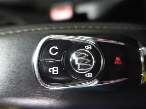 Used 2020 Buick Encore Preferred image 16