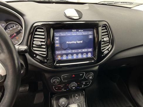 Used 2020 Jeep Compass Limited w/ Trailer Tow Group image 16