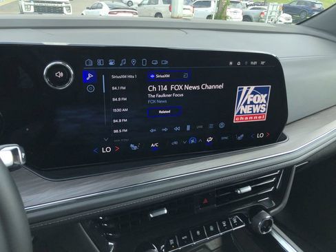 Used 2025 Chevrolet Tahoe LT image 29