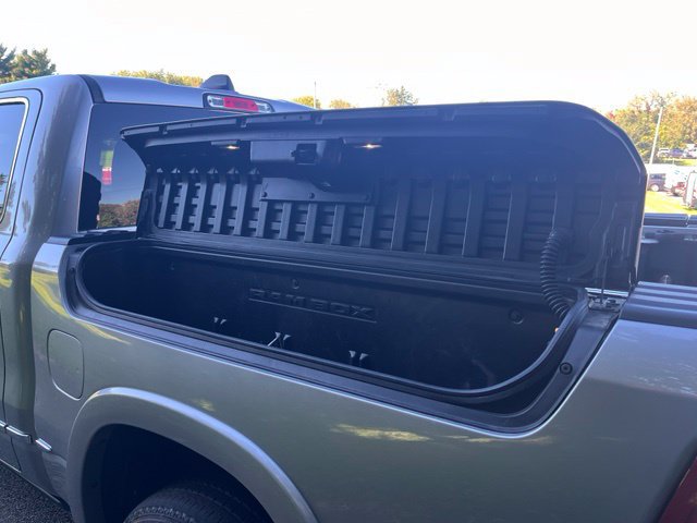 Used 2025 RAM 1500 Limited AWD/4WD image 9