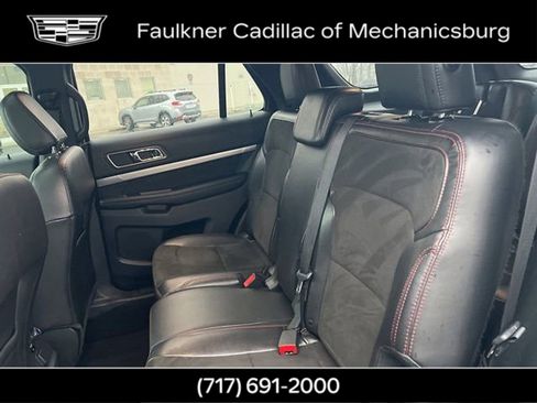 Used 2018 Ford Explorer XLT w/ Equipment Group 202A image 17