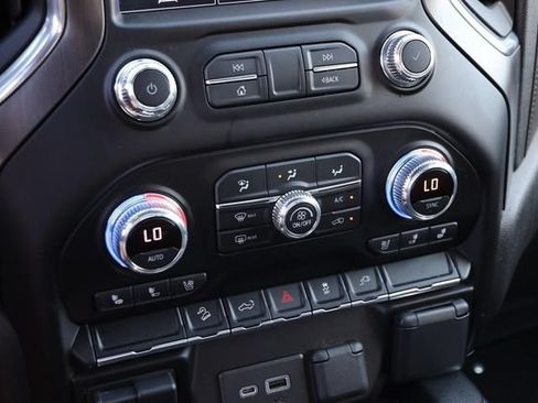 Used 2021 GMC Sierra 1500 AT4 AWD/4WD image 19