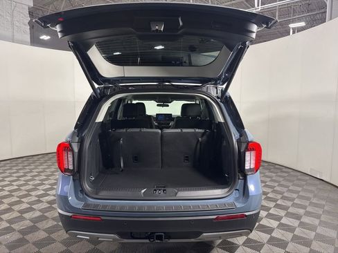 New 2026 Ford Explorer Active w/ Active Comfort Package AWD/4WD image 9