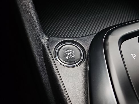 Used 2025 Kia K4 FWD image 20