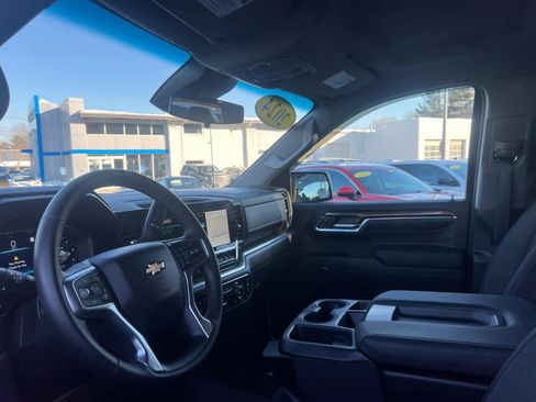 Certified 2024 Chevrolet Silverado 1500 LT image 14