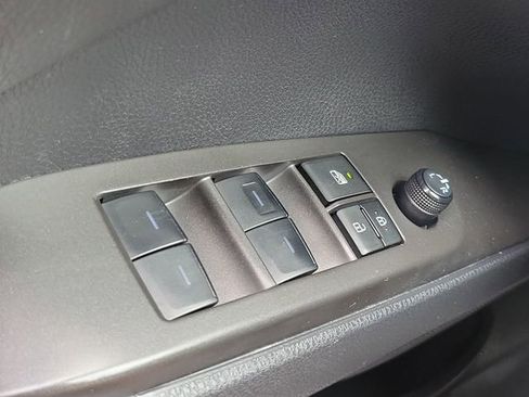Used 2024 Toyota Camry SE FWD image 16