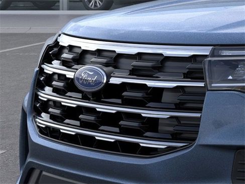 New 2025 Ford Explorer Active image 17