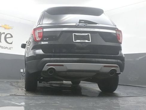 Used 2017 Ford Explorer XLT FWD image 53