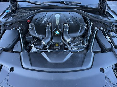 Used 2017 BMW 750i 750i image 41
