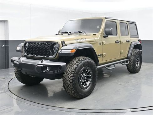 Used 2025 Jeep Wrangler Willys image 10