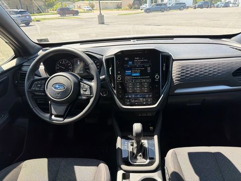 Certified 2025 Subaru Forester Premium AWD/4WD image 33