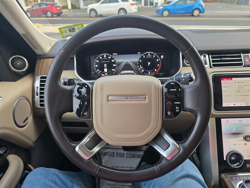 Used 2018 Land Rover Range Rover Long Wheelbase Supercharged AWD/4WD image 6