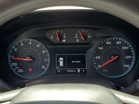 Used 2020 Chevrolet Equinox LS image 28