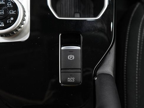 Used 2025 Mitsubishi Outlander ES AWD/4WD image 23