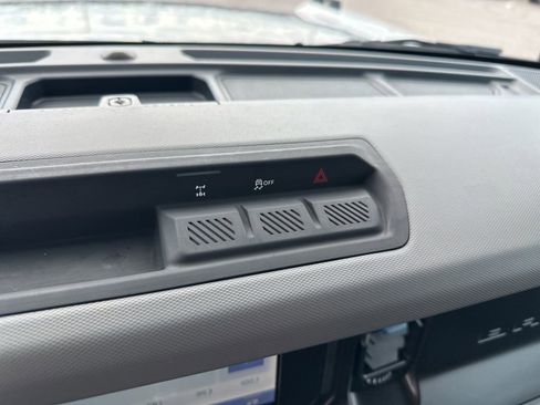 Used 2022 Ford Bronco Black Diamond image 24