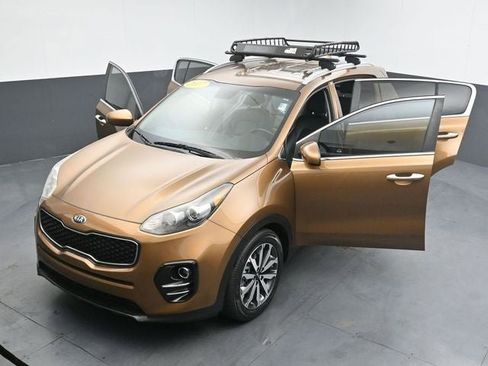 Used 2017 Kia Sportage EX image 36