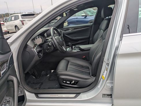 Used 2019 BMW 530i image 15