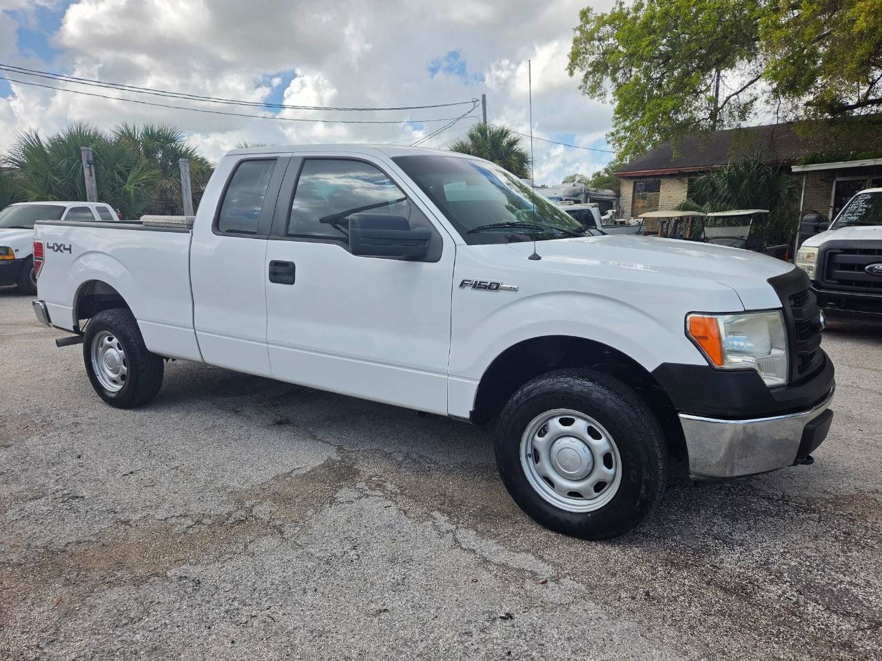 Used 2014 Ford F150 XL w/ Equipment Group 101A Mid AWD/4WD image 6