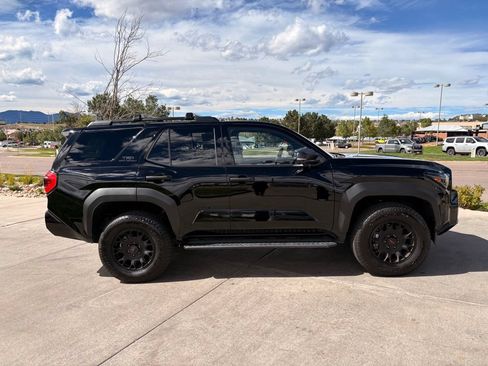 Used 2025 Toyota 4Runner TRD Off-Road Premium w/ Tow Technology Package AWD/4WD image 10