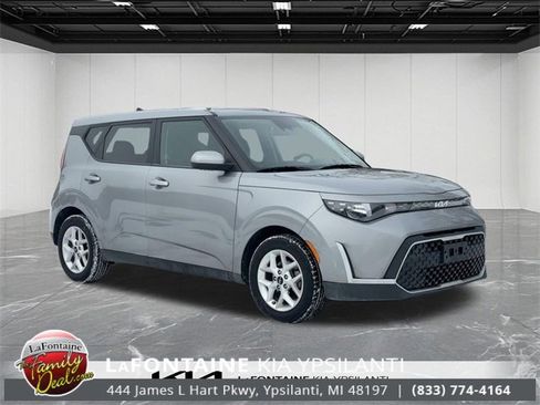 Used 2023 Kia Soul LX w/ Option Group 015 image 7