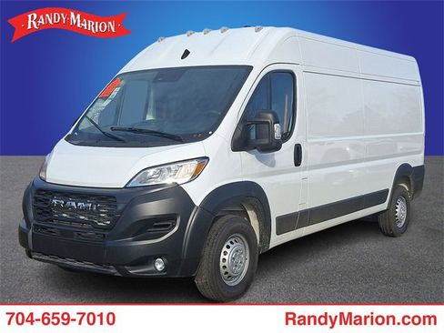 Used 2025 RAM ProMaster 2500 w/ Convenience Group image 1