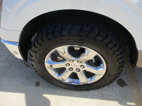 Used 2021 Ford F150 King Ranch w/ Equipment Group 601A High AWD/4WD image 3