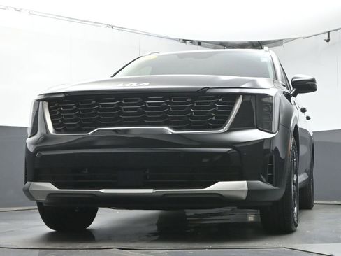 Used 2025 Kia Sorento S w/ Panoramic Sunroof Package FWD image 41