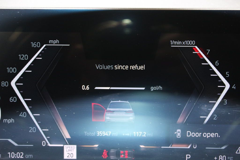 Used 2025 BMW X7 xDrive40i AWD/4WD image 21