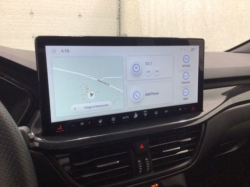 Used 2024 Ford Escape ST-Line w/ Tech Pack #1 image 12