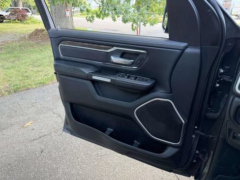 Used 2020 RAM 1500 Laramie AWD/4WD image 21