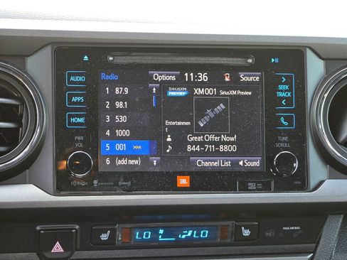 Used 2019 Toyota Tacoma TRD Sport image 8