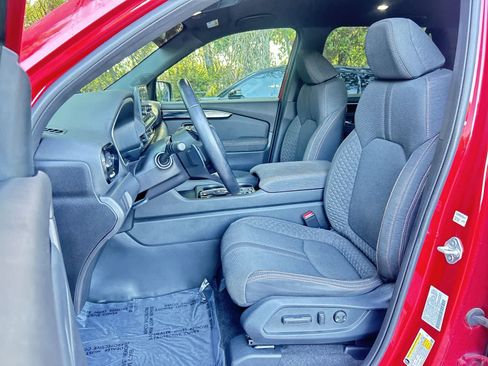 Certified 2023 Honda Pilot Sport image 11