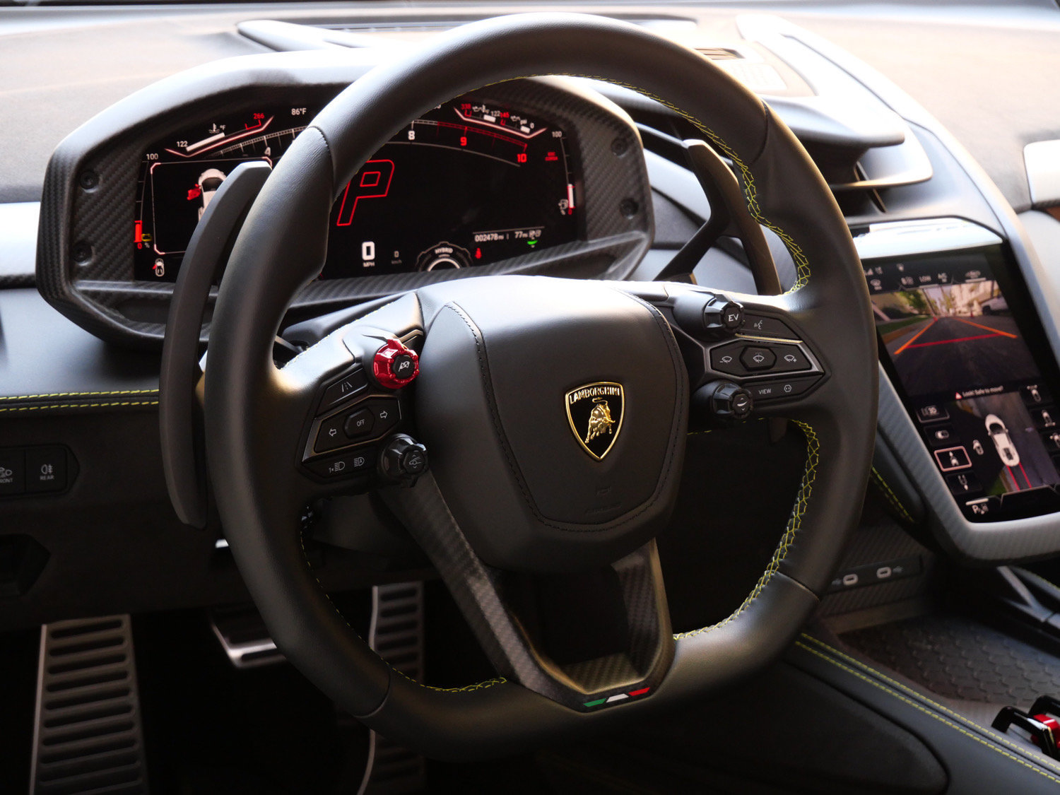 Used 2025 Lamborghini Revuelto AWD/4WD image 25