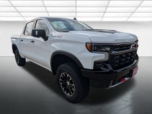 Certified 2025 Chevrolet Silverado 1500 ZR2 w/ Technology Package AWD/4WD image 1