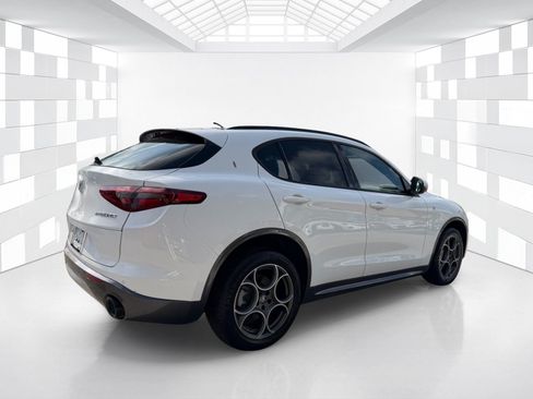 Used 2022 Alfa Romeo Stelvio Ti w/ Active Assist Plus Package AWD/4WD image 7