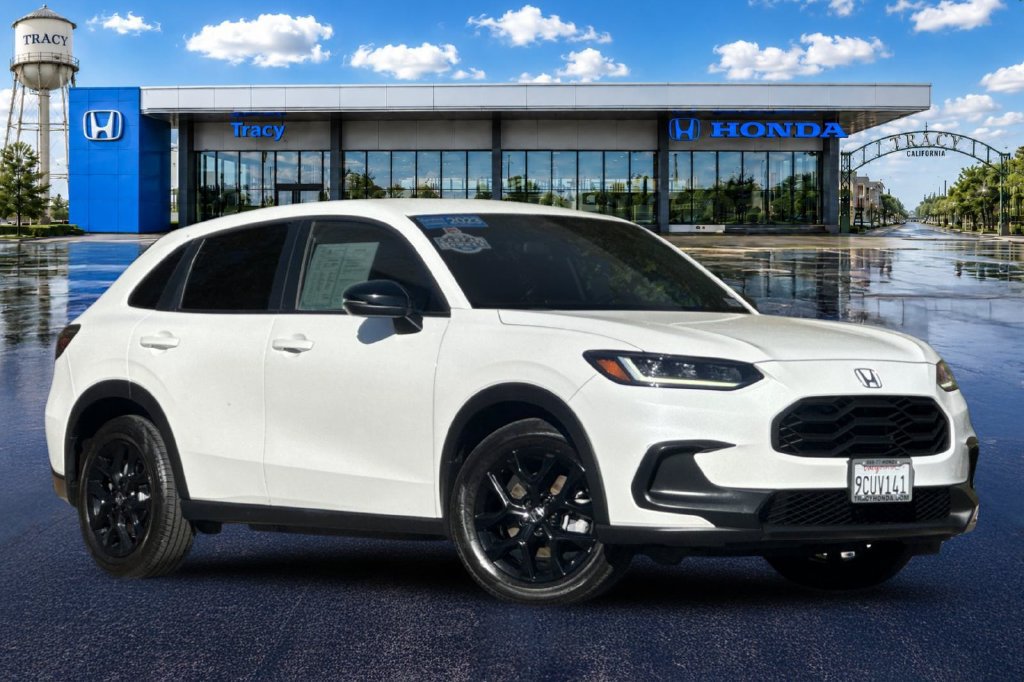 Certified 2023 Honda HR-V Sport image 1
