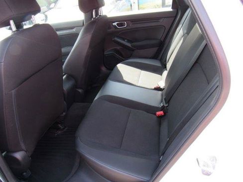 Used 2023 Honda Civic Sport image 29