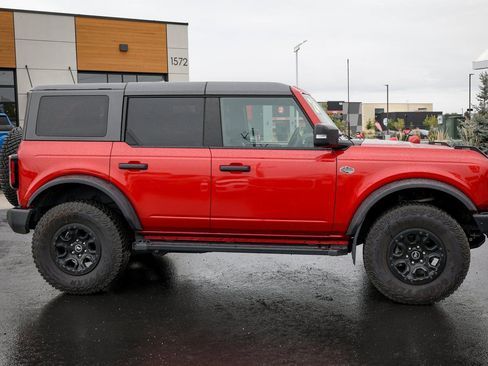 Used 2024 Ford Bronco Wildtrak AWD/4WD image 5