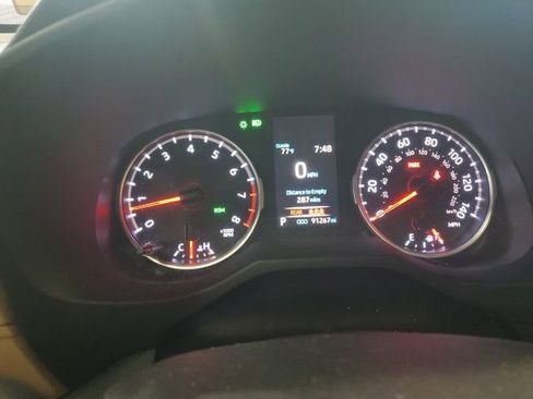 Used 2019 Toyota RAV4 XLE Premium w/ Cold Weather Package AWD/4WD image 17