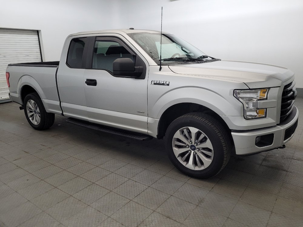Used 2017 Ford F150 XL w/ Equipment Group 101A Mid AWD/4WD image 11