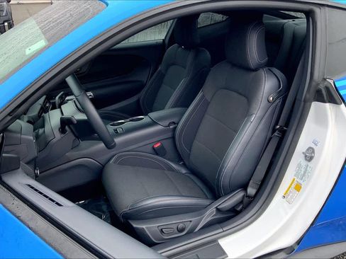 Used 2024 Ford Mustang Coupe image 7