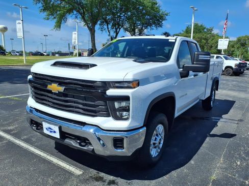 New 2025 Chevrolet Silverado 2500 W/T w/ WT Convenience Package AWD/4WD image 3