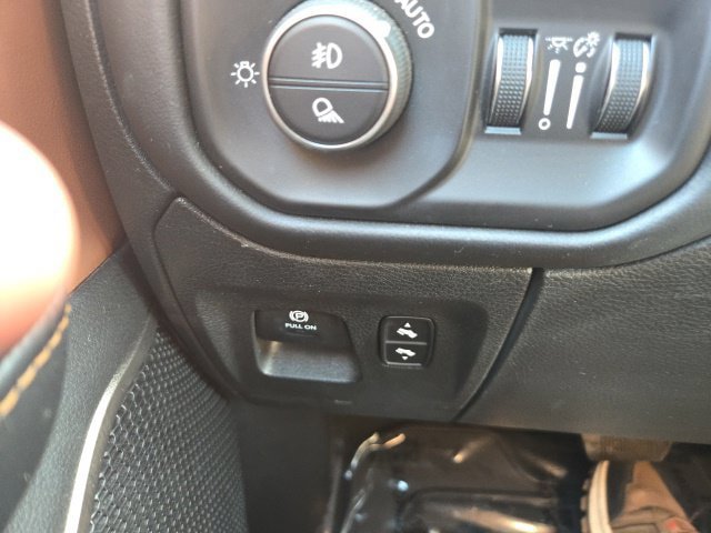Used 2023 RAM 1500 Limited AWD/4WD image 21