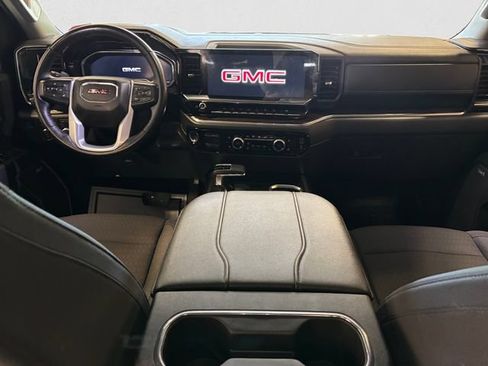 Used 2023 GMC Sierra 1500 Elevation w/ Preferred Package AWD/4WD image 11