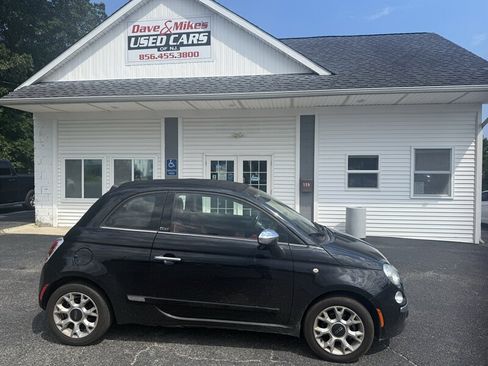 Used 2016 FIAT 500 Lounge FWD image 2