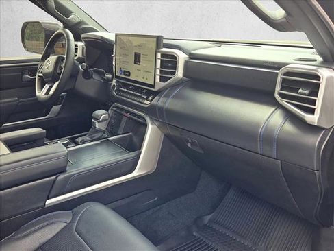 Used 2025 Toyota Tundra Platinum AWD/4WD image 20